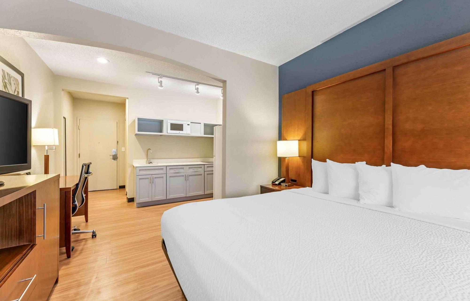 צ'יקטווואגה Extended Stay America Suites - Buffalo - Airport מראה חיצוני תמונה