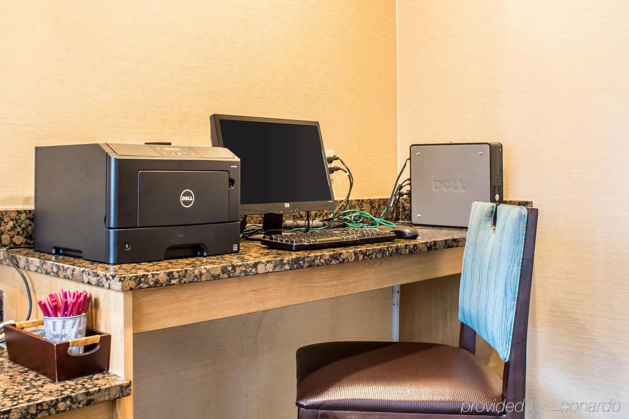 צ'יקטווואגה Extended Stay America Suites - Buffalo - Airport מראה חיצוני תמונה