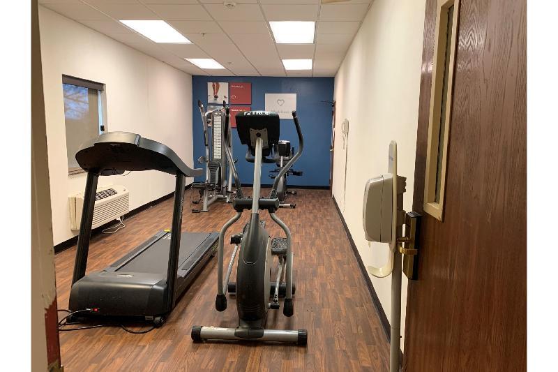 צ'יקטווואגה Extended Stay America Suites - Buffalo - Airport מראה חיצוני תמונה